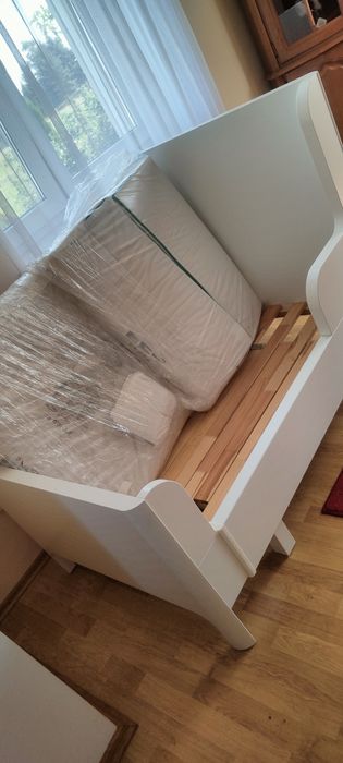 Łóżko Ikea które rośnie z dzieckiem+ materac