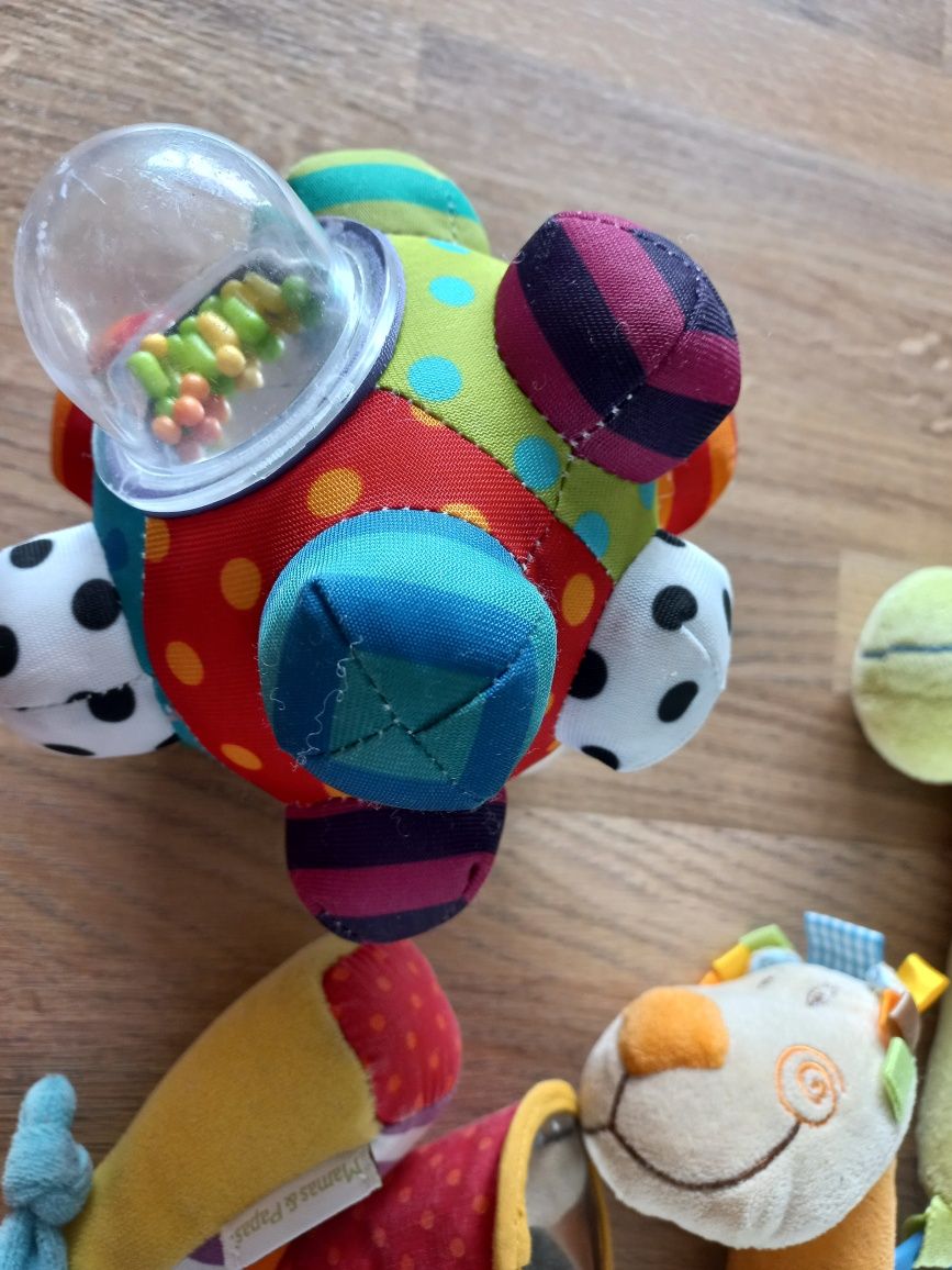 Zestaw zabawek dla niemowlaka sensoryczne gryzaki grzechotki