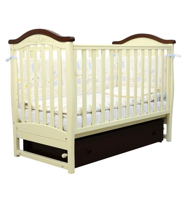Дитяче ліжечко Верес Соня з маятником і шухлядою слонова кістка-горіх.