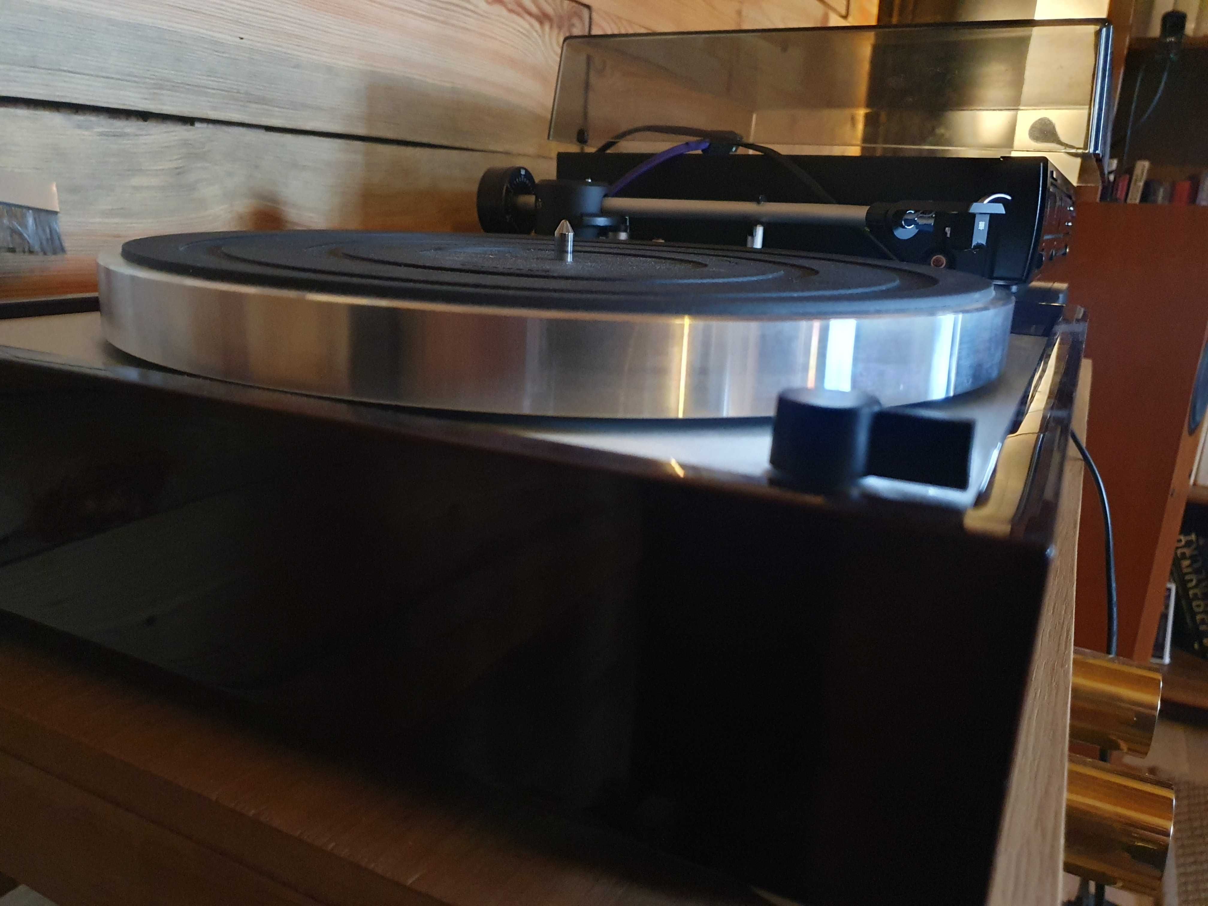 Gramofon Thorens TD 1500