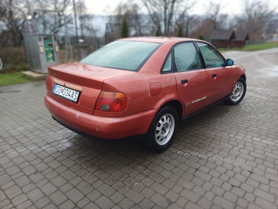 Audi a4 1.8 бензин