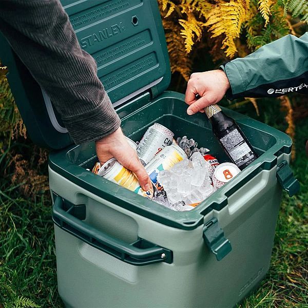 Cooler lodówka pasywna 28,3l zielona / Stanley
