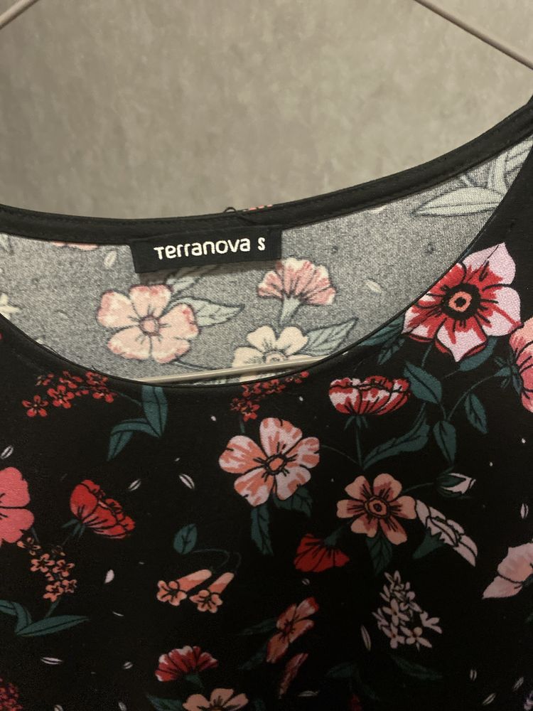 Сукня Terranova