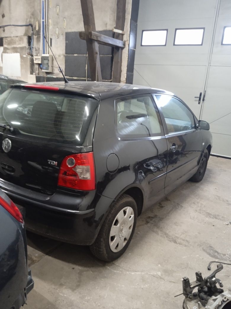 NA CZĘŚCI Volkswagen Polo 4 IV 9N 1.4 TDI BAY lakier LC9Z skrzynia GGV