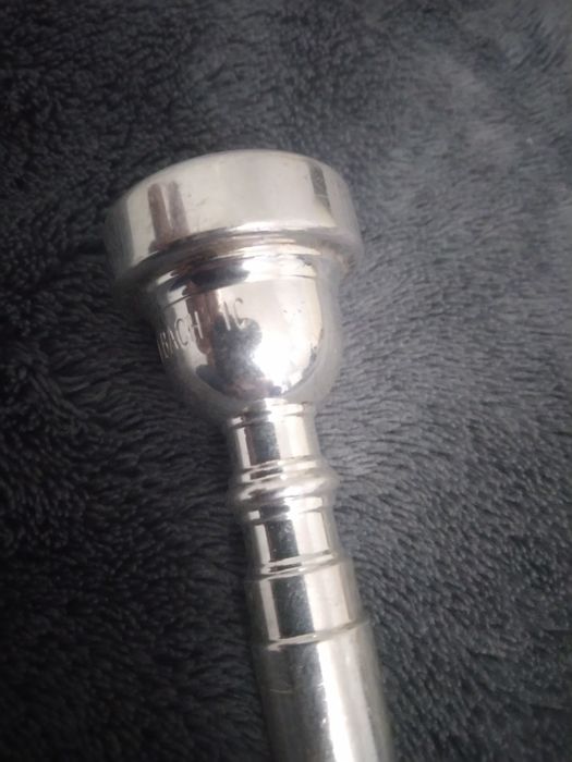 Sprzedam ustnik do trąbki Bach 1 C