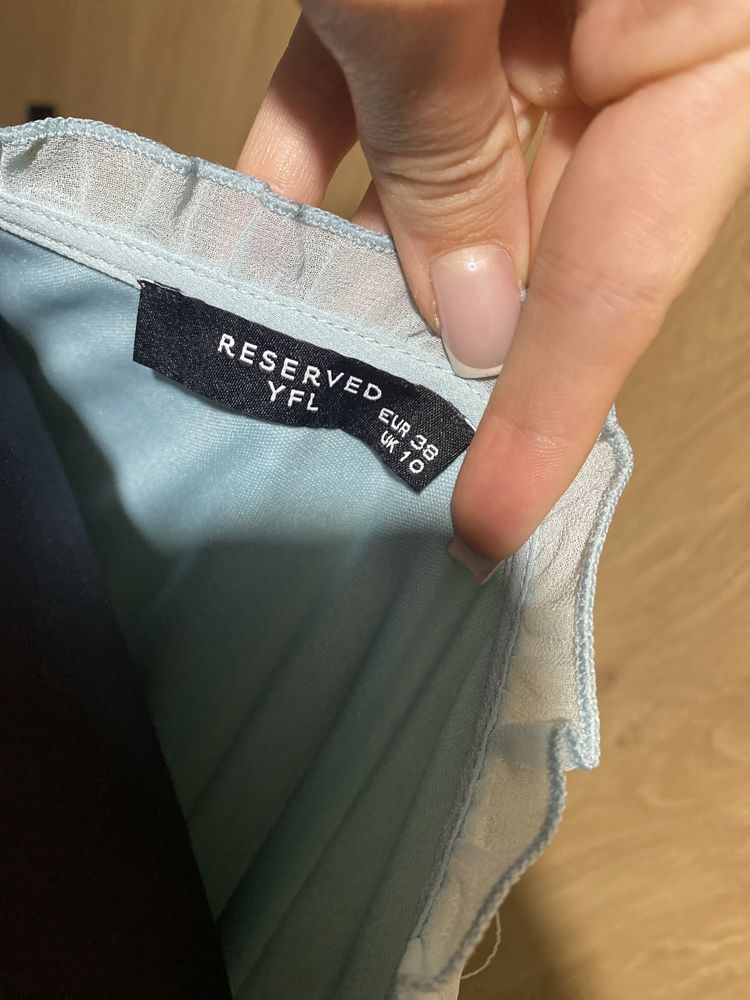 Sukienka reserved 38 m zwiewna z wiązanymi rekawami midi na komunie