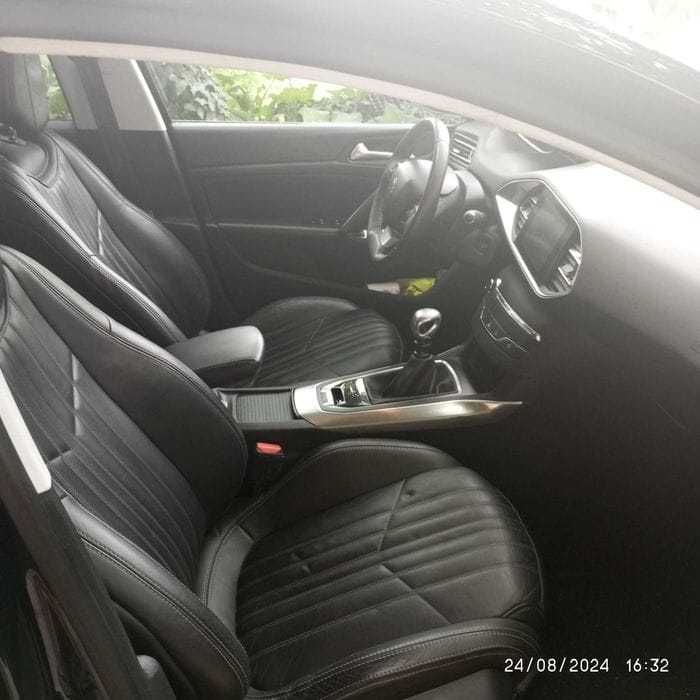 Peugeot 308sw 2015