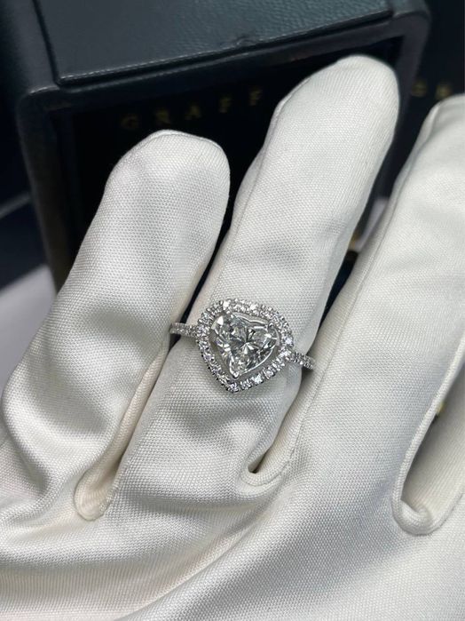 Золотое кольцо с бриллиантами 1.98ct