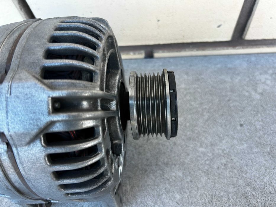 генератор Renault Kangoo Megane 2 Scenic 1.5DCI 2004-2012
