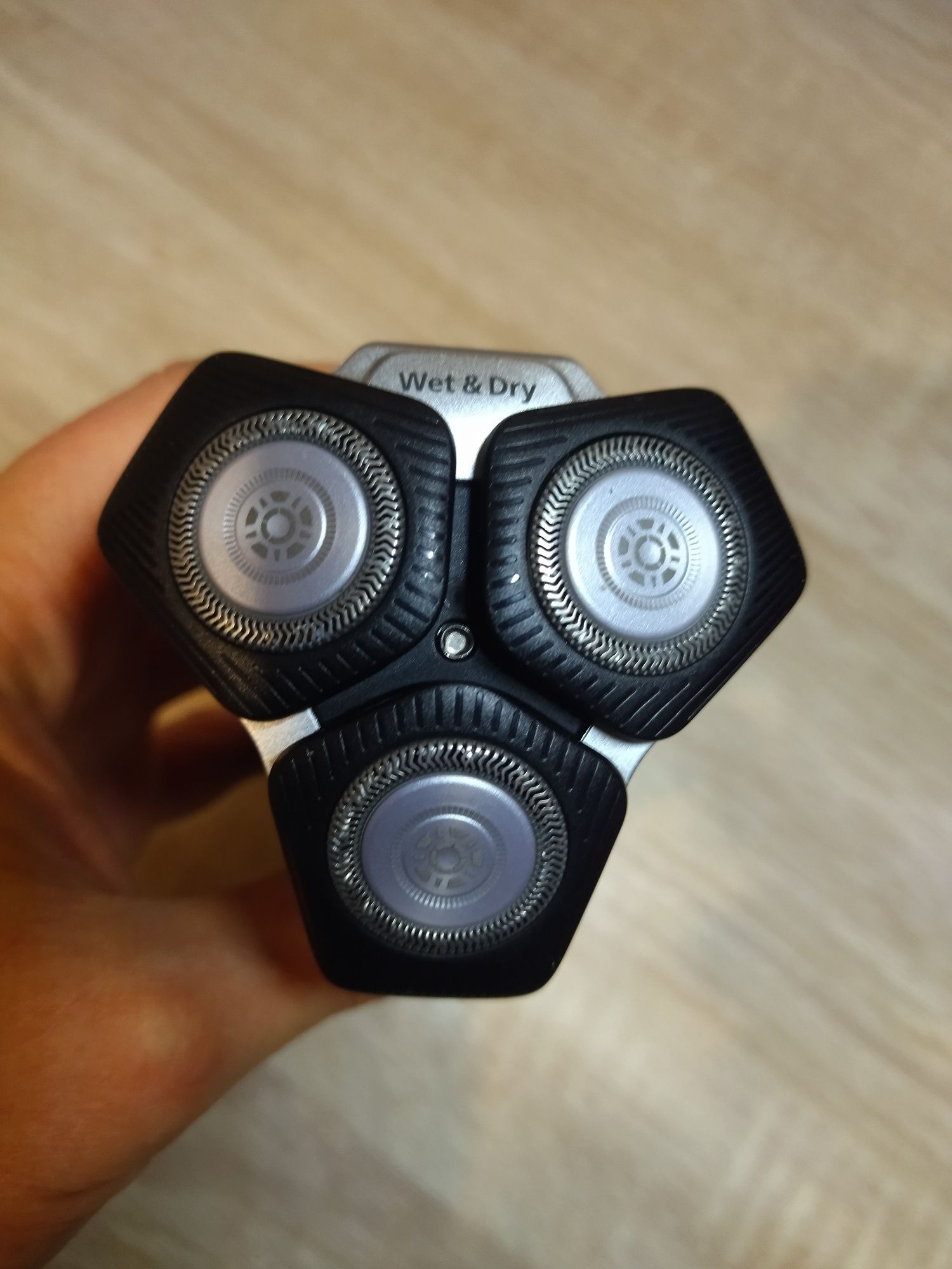 Golarka elektryczna męska + etui Philips seria 5000 S5886/38