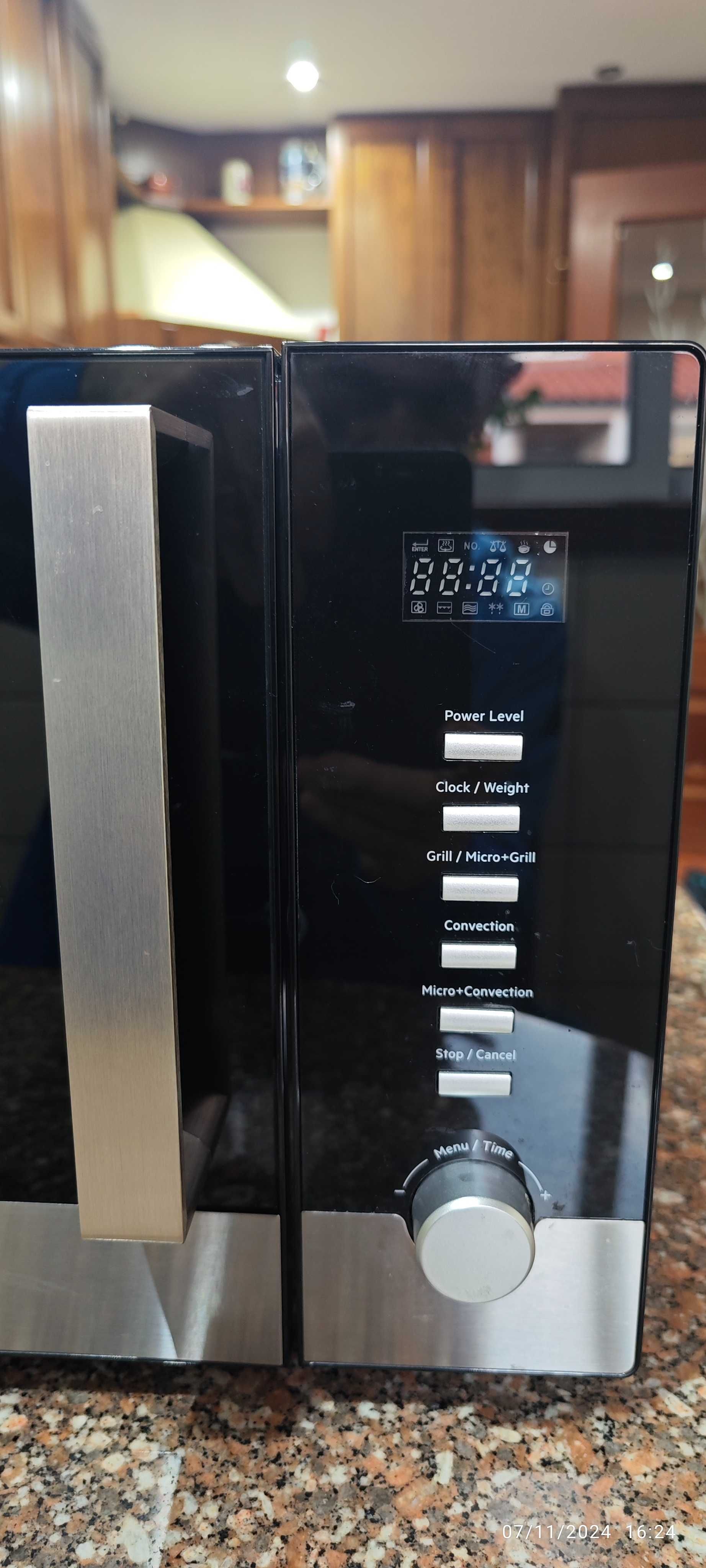 Microondas forno convencional, grill Becken BMW 4288 30 litros preto