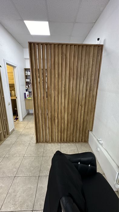 Декоративна стінка з дерева