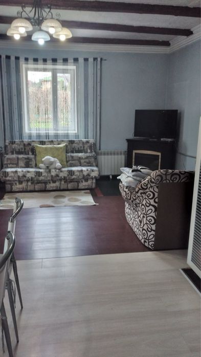 Здам будинок подобово