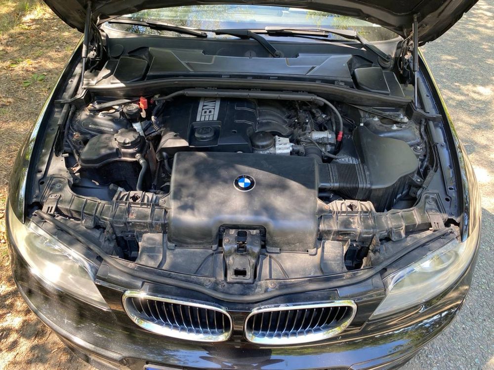 Продам BMW 1-series