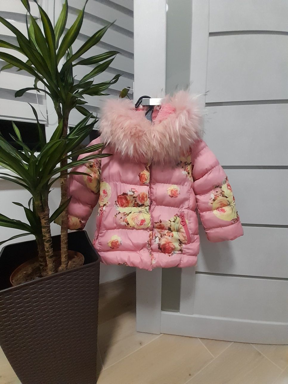 Дитяча куртка 110-116 тепла