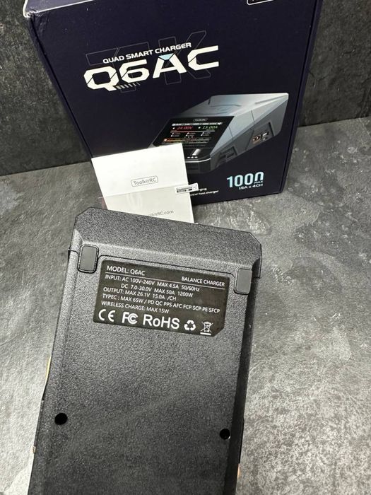 Зарядне 4 порти Q6AC ToolkitRC FPV для дрона Hota SkyRc аккумуляторів