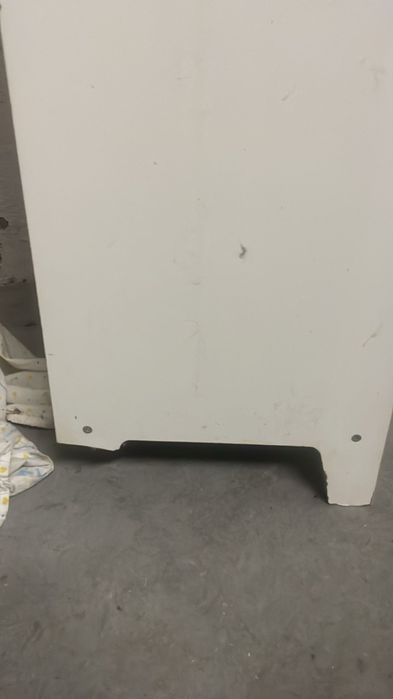 Armário de madeira versátil e com arrumação