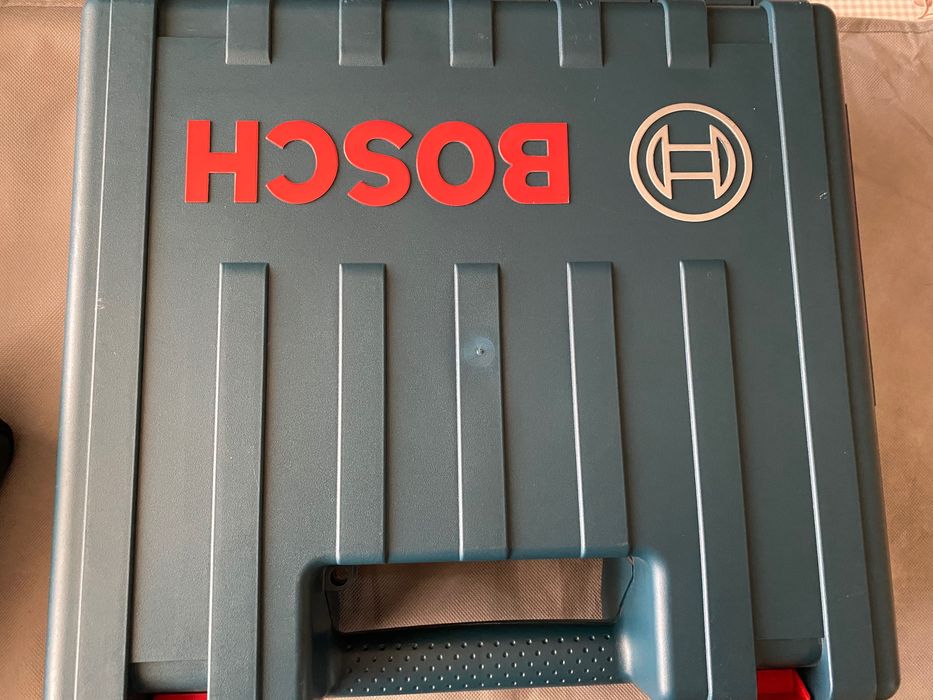 nunca usado!berbequim de percussao Bosch GSB 21 -2 RE PROFESSIONAL
