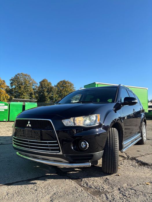 Mitsubishi Outlander Bezwypadkowy serwis full opcja bez rdzy zarejestrowany