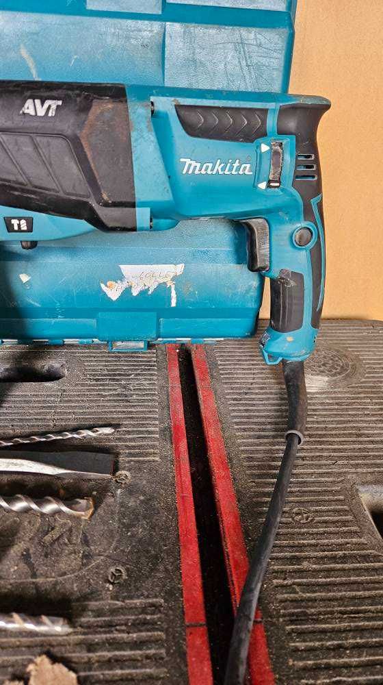 Młotowiertarka Makita HR2631F 800W 2,4J