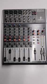 Mesa de mistura BEHRINGER XENYX 1204USB (Canais: 8 - USB)