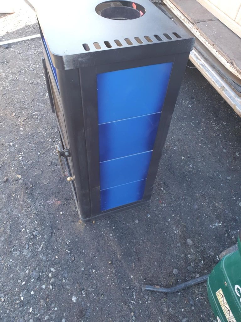 Kominek na drewno frimy WAMSLER