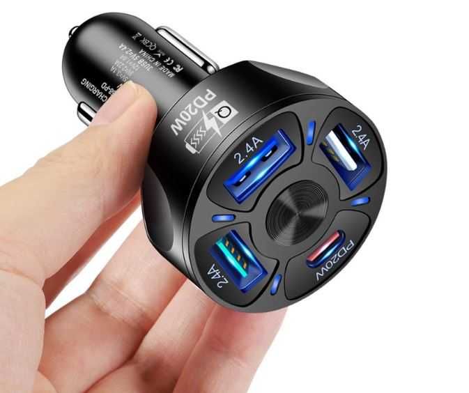 Ładowarka samochodowa 3x USB + 1x USB C - PD20W + kabelek