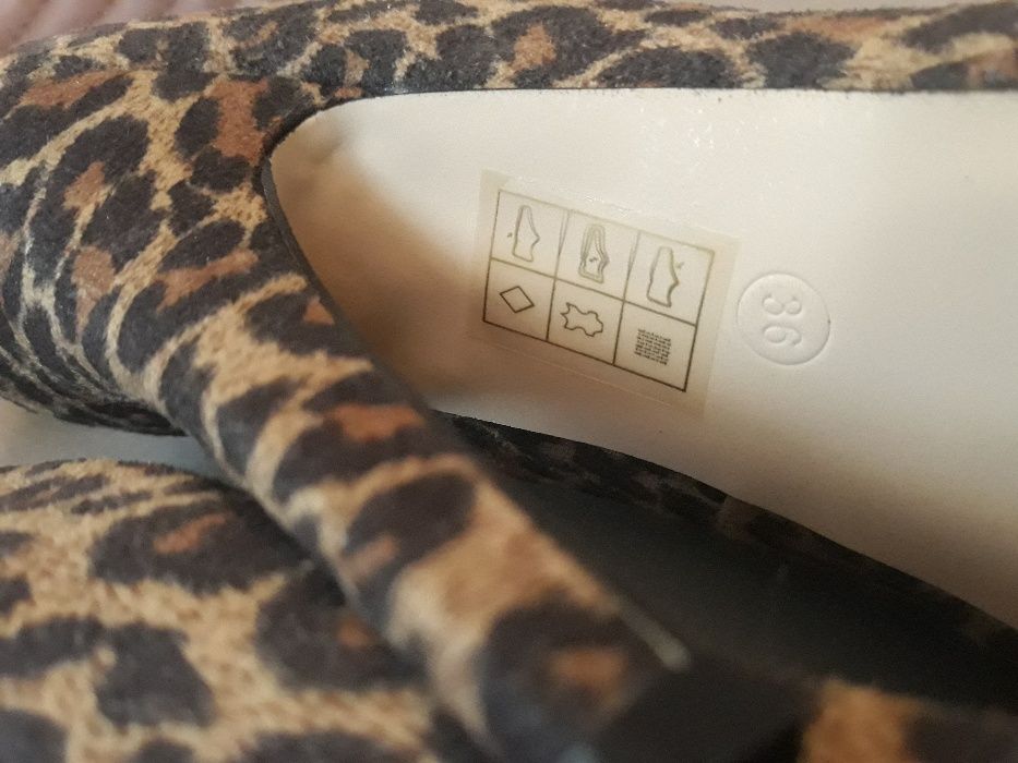 Sapatos leopardo La Strada NOVOS tam. 36