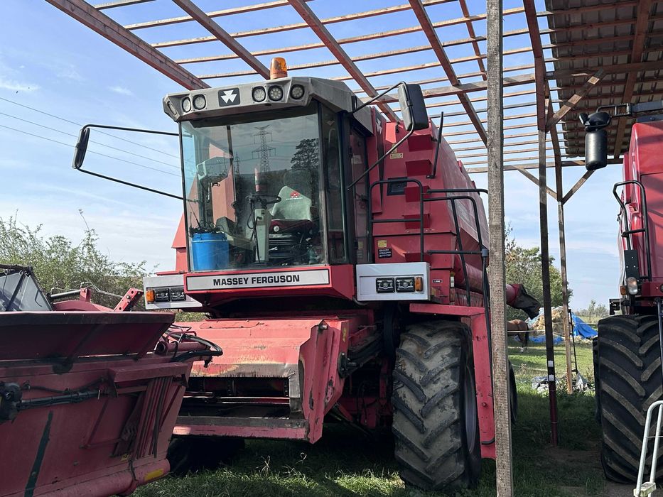 kombajn zbożowy Massey Ferguson MF 38