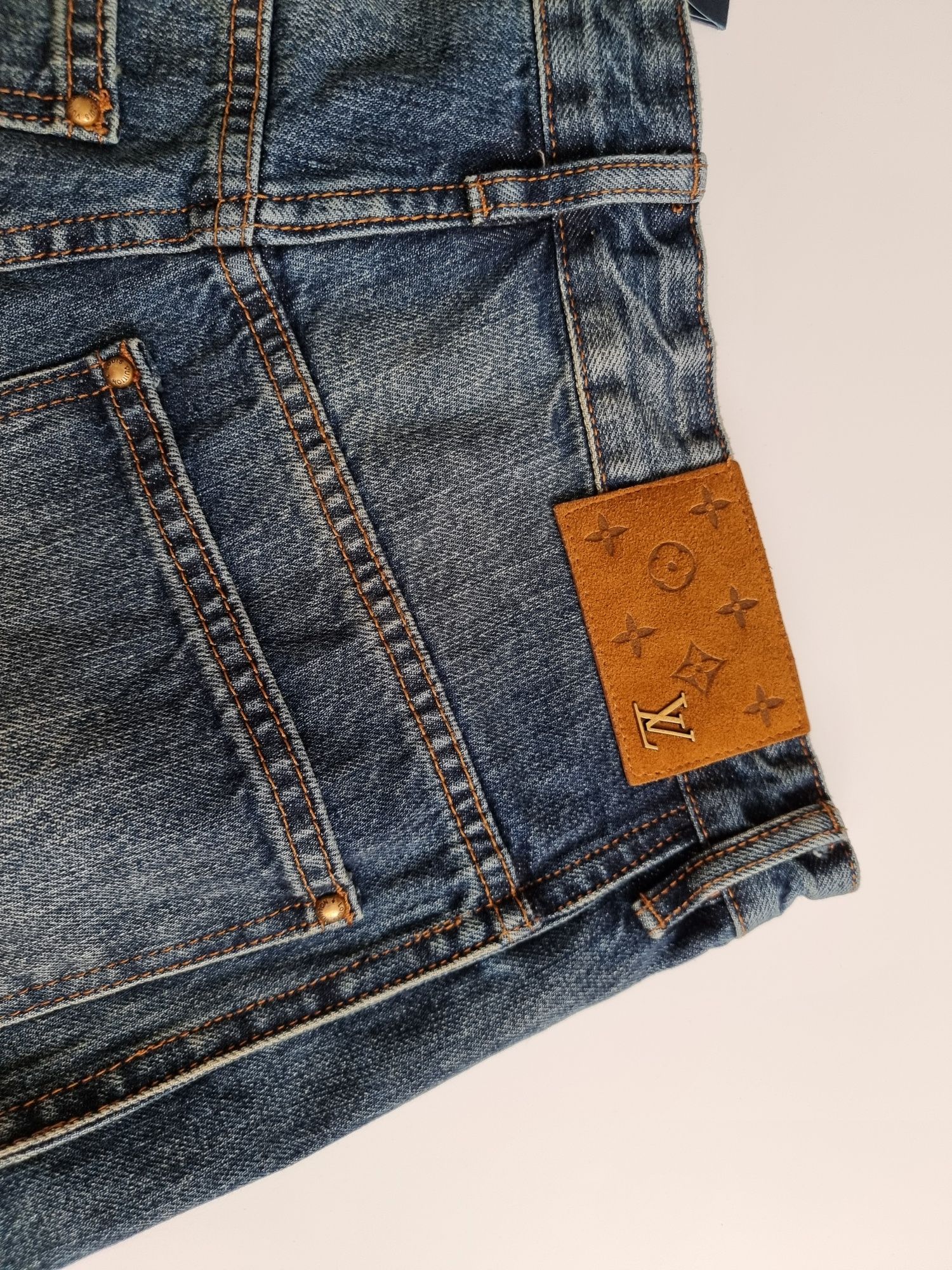 Louis Vuitton шорти джинсові 34р