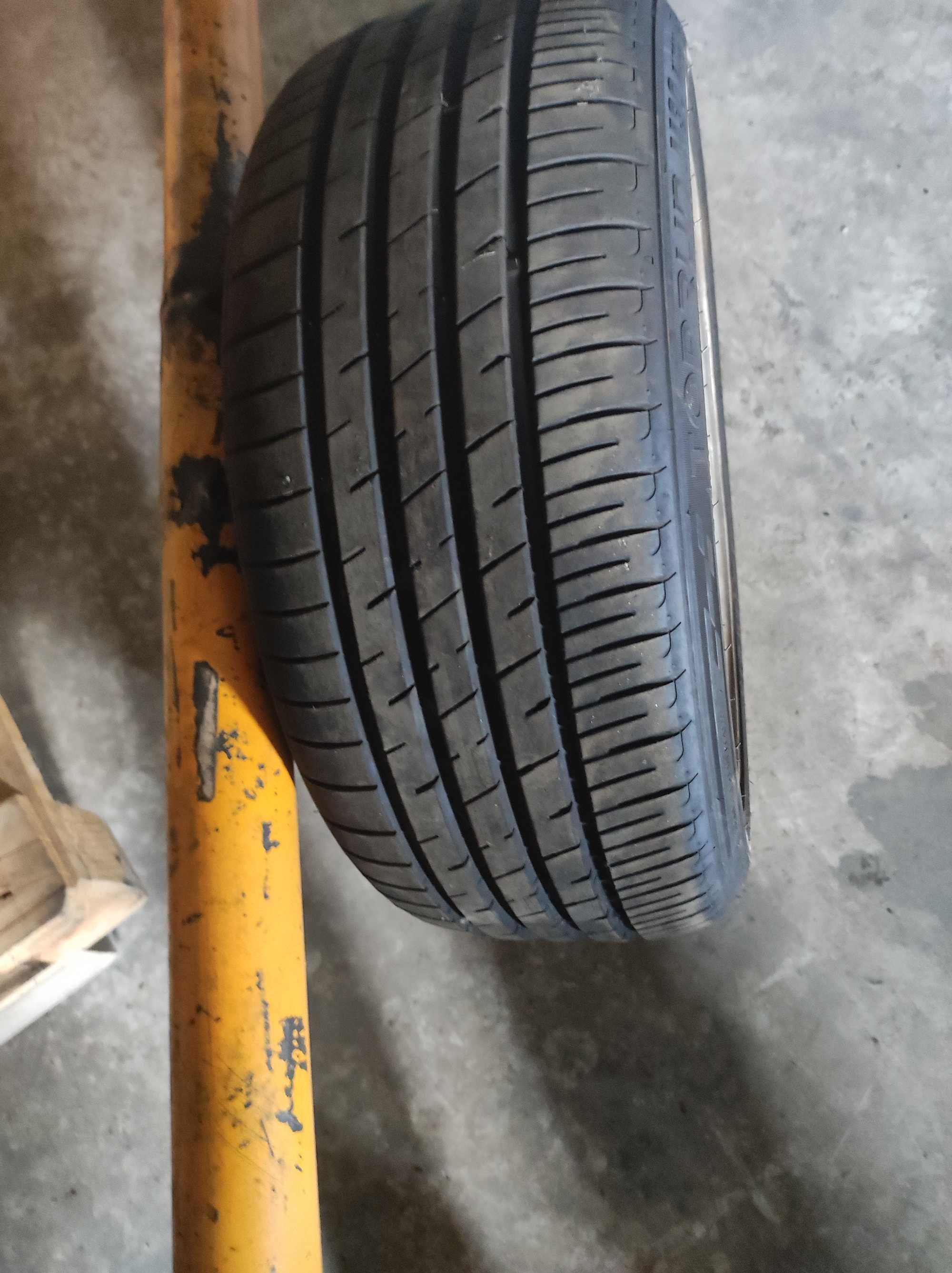 4 Jantes alumínio viatura ligeira com pneus sem uso 195/50 R15