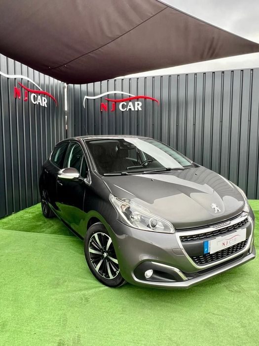 Peugeot 208 1.2 PureTech Allure Pack