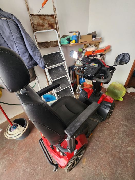 Scooter eletrica mobilidade reduzida stannah maxi