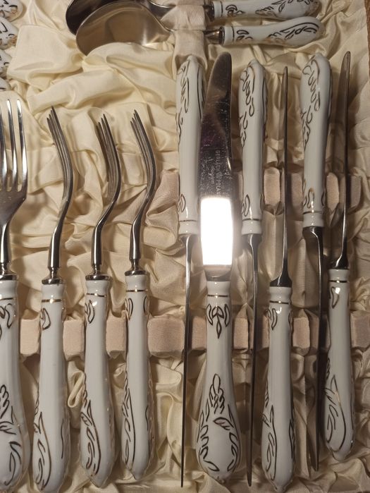 Sztućce Gerlach, porcelana Ćmielów 24szt.