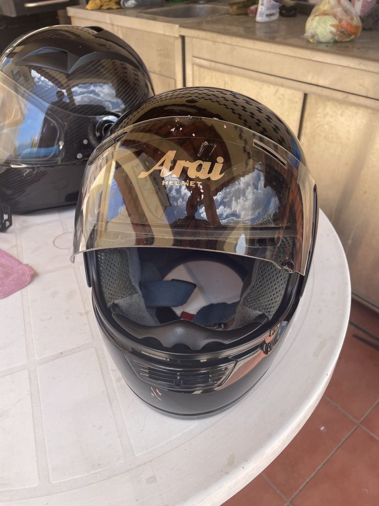 Vendo capacetes varios modelos e tamanhos