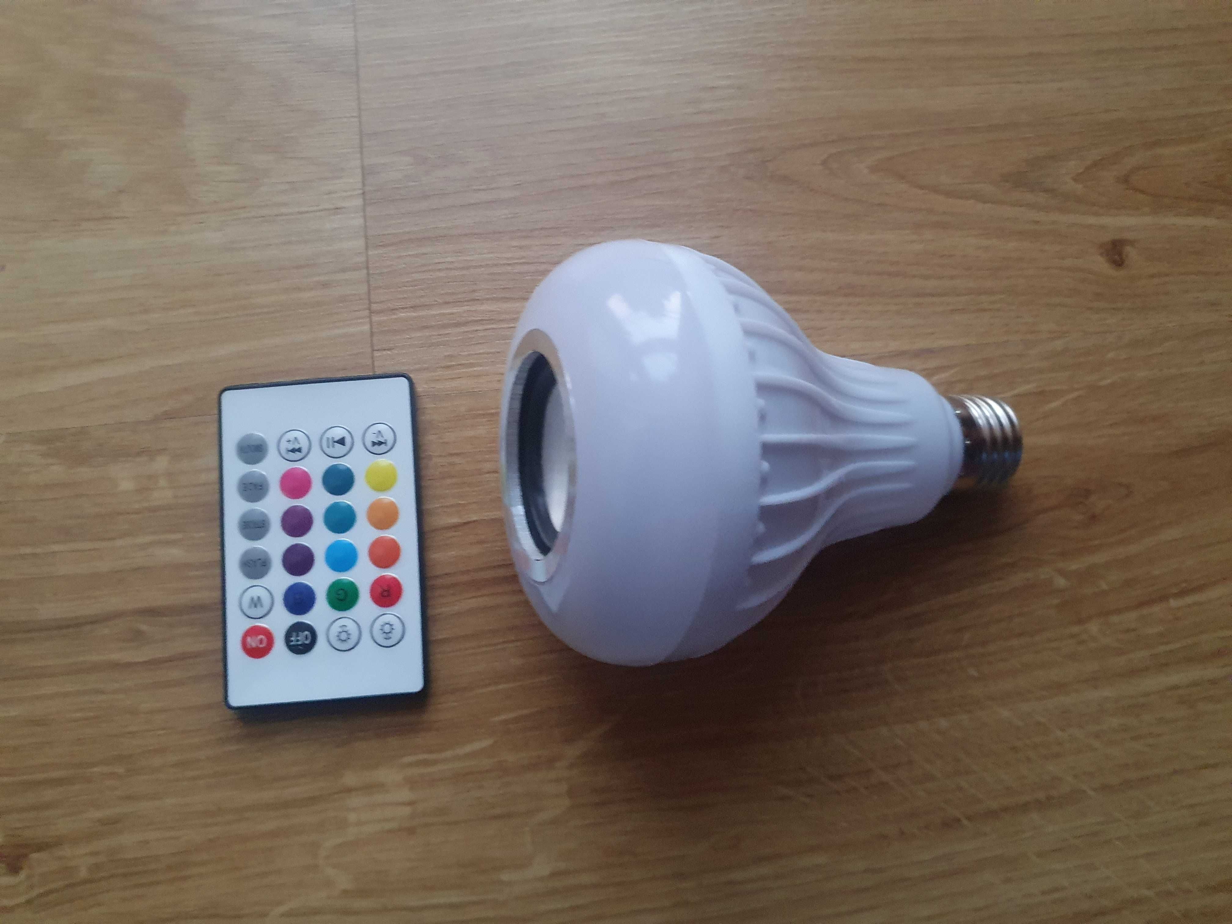 Głośnik lampa Bluetooth-zmienne oświetlenie, sterowany pilotem NOWY