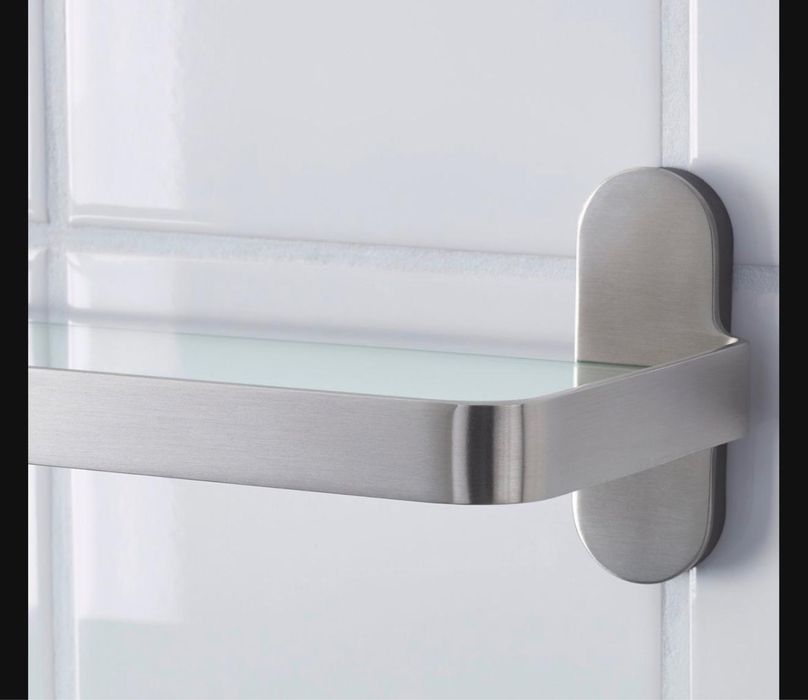 Prateleira de vidro Brogrung (IKEA)