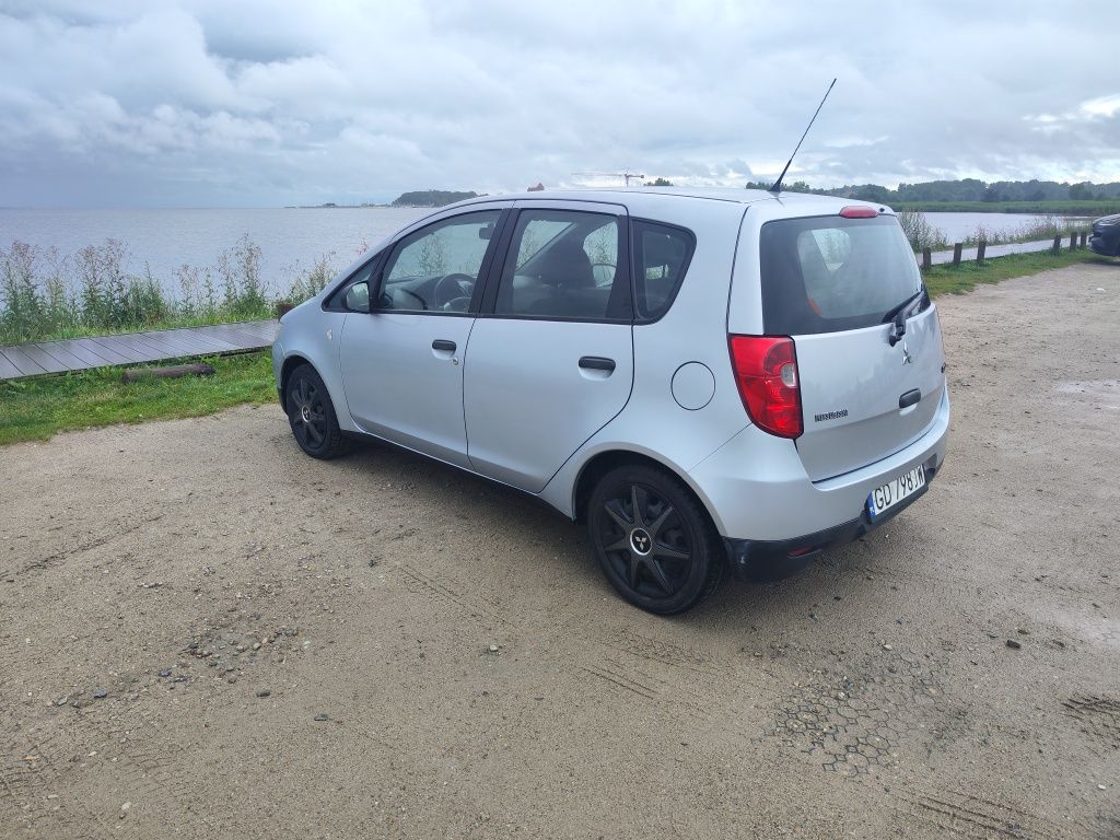 Mitsubishi colt. Klima