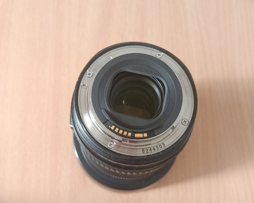 Об'єктив Canon EF 24-105 f/4L ІS