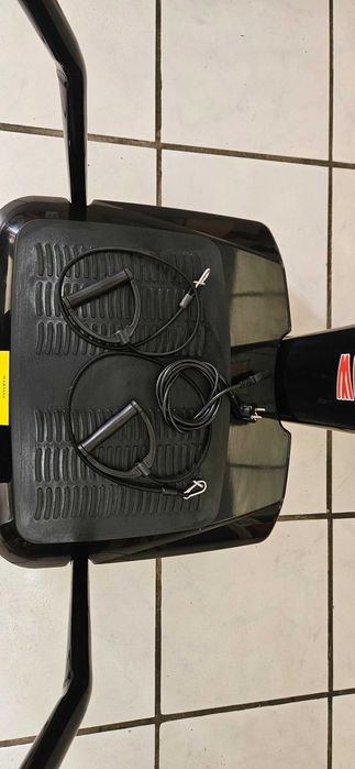 Plataforma vibratória da marca Professional 2000W em óptimas condições
