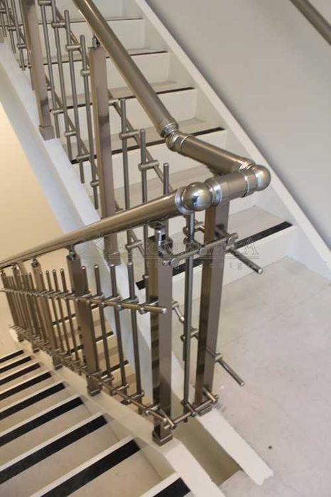 Перила з анодованого алюмінію монтаж. Виїзд на заміри безкоштовний.