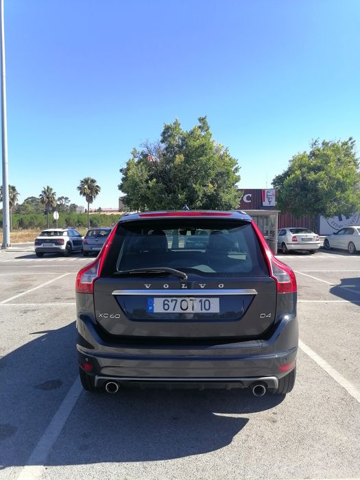 Volvo Xc60 D4 R-Design