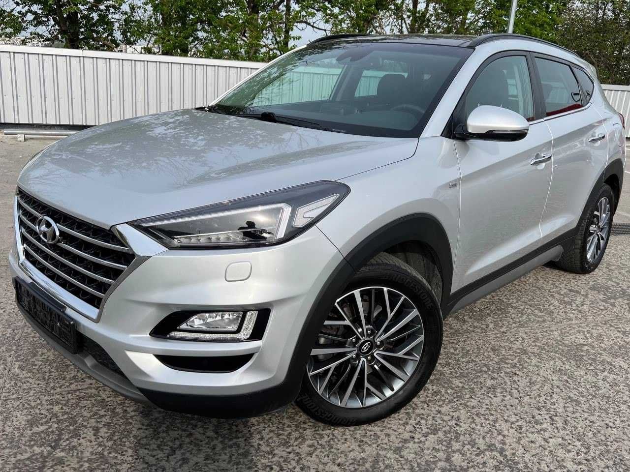 Продам Hyundai Tucson 2.0 CRDI Premium 4WD 2018р.