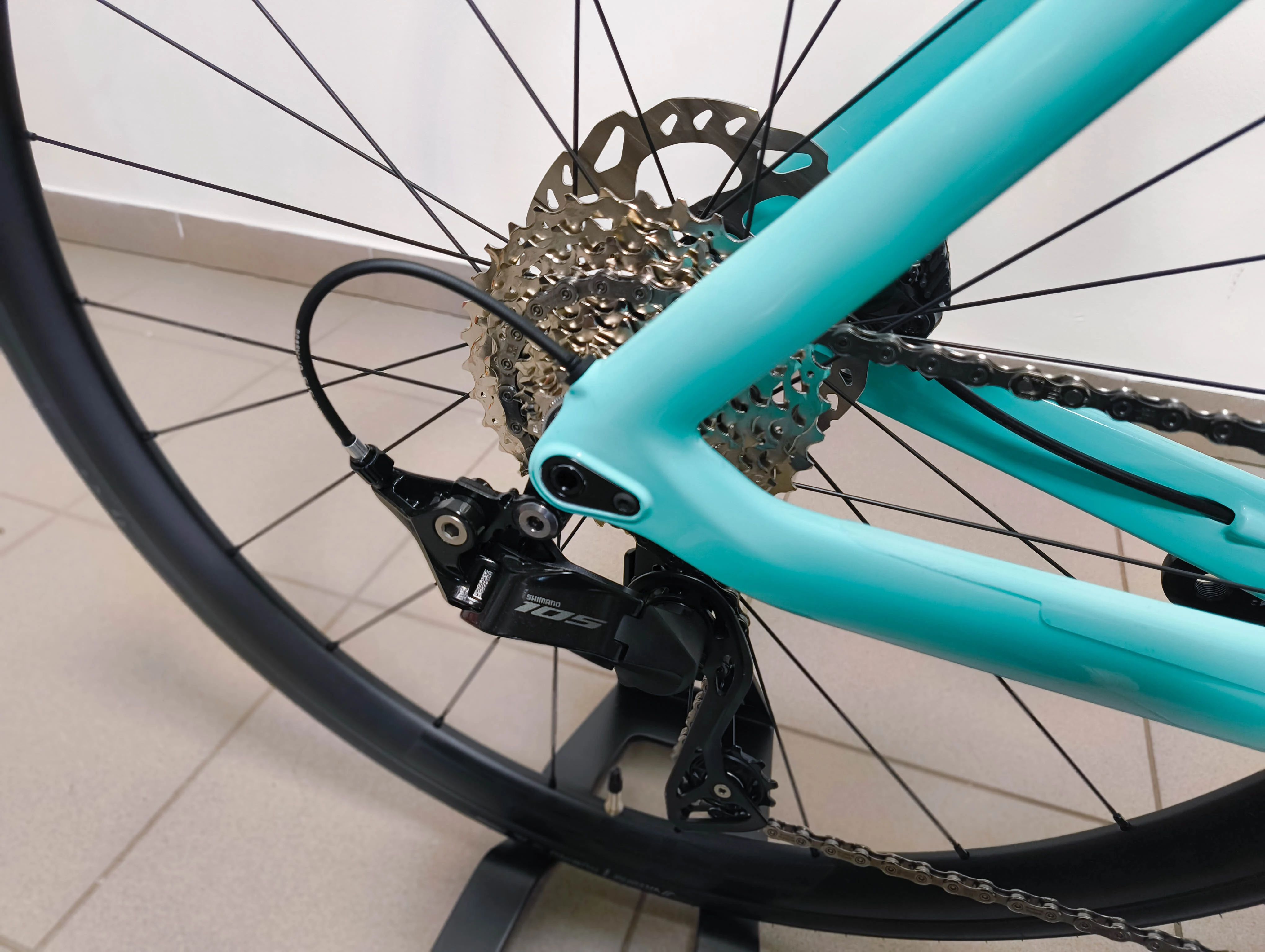 Rower Bianchi Oltre Race 105 12sp 2025