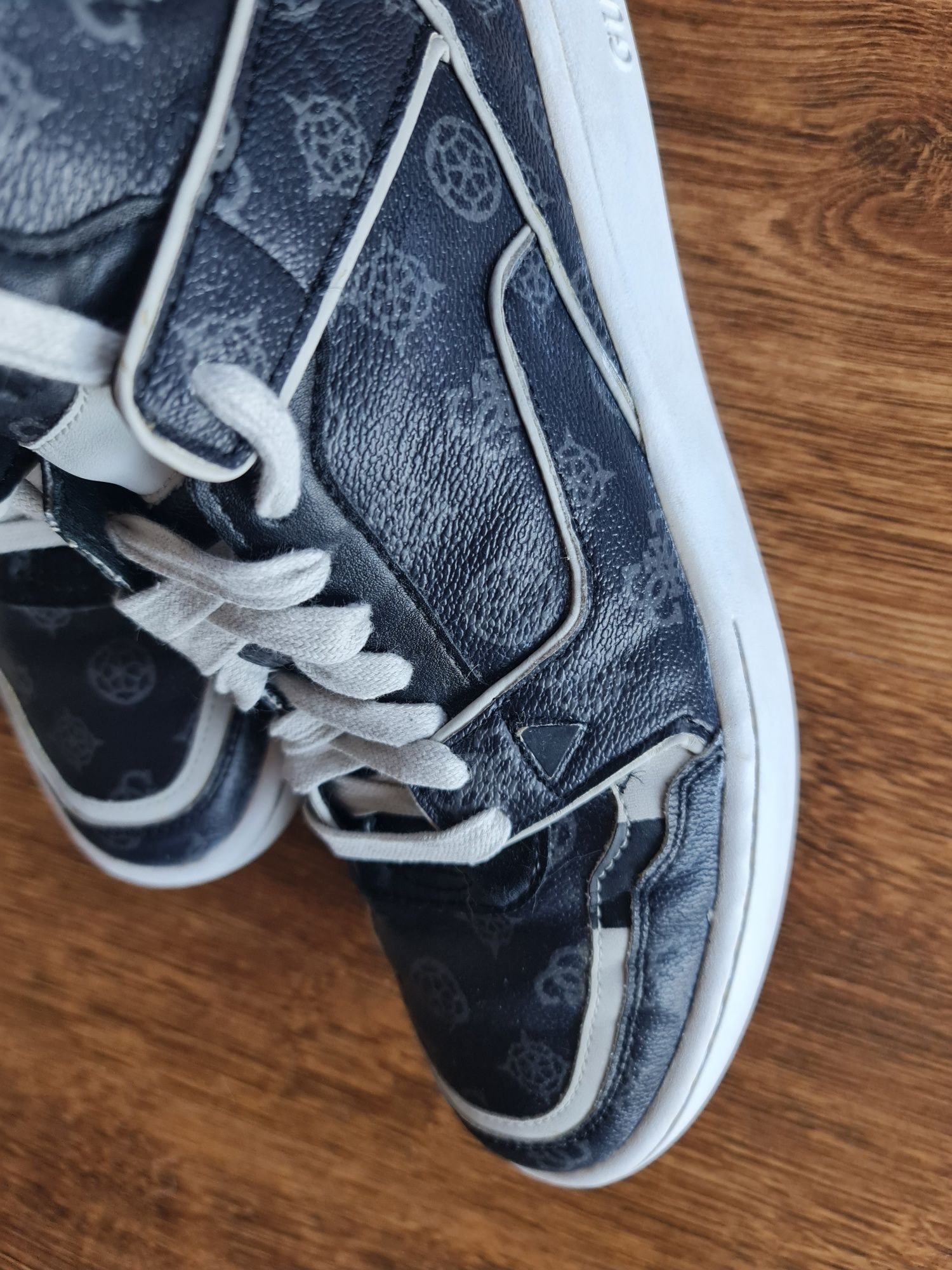 Buty męskie Guess 44 28.5cm