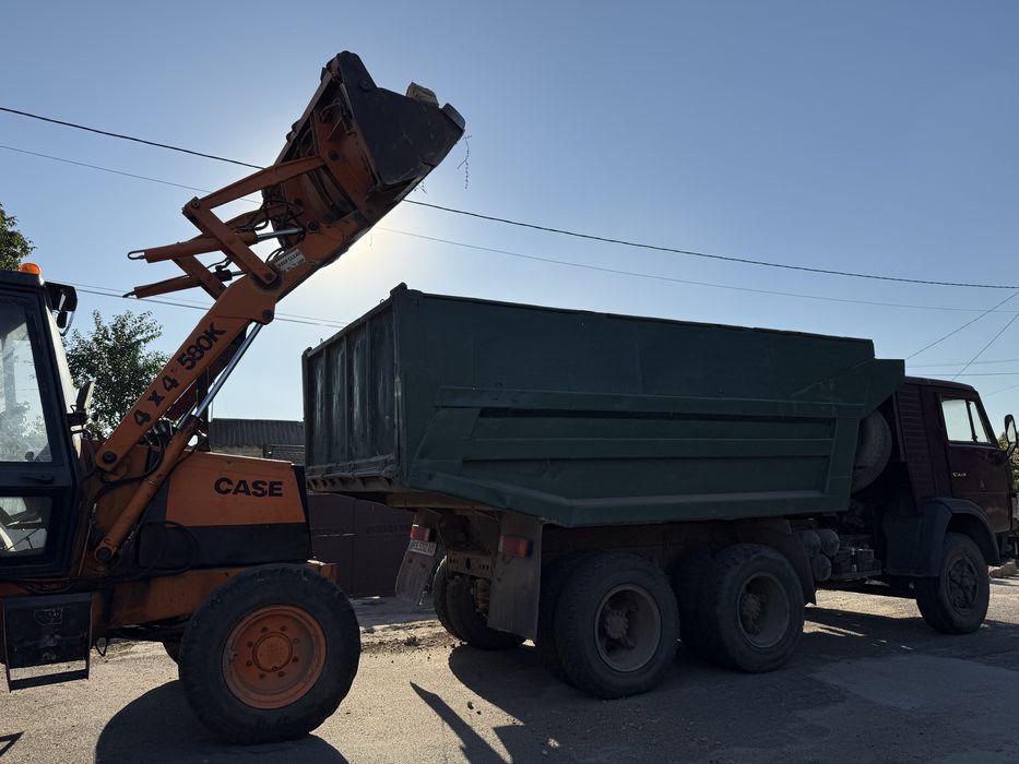 Ескаватор Case 580k