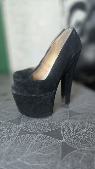 Стріпи 3. Взуття для полденс. БУ стріли. Високі підбори.