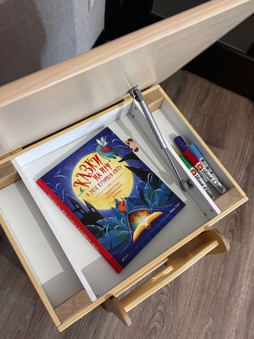 Дитячий столик «Зірочка» з ящиком та стільчиком