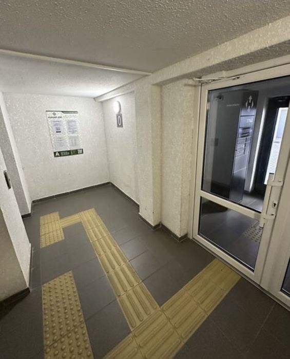 Продаж 3-кім двохярусноі квартири в зданому будинку