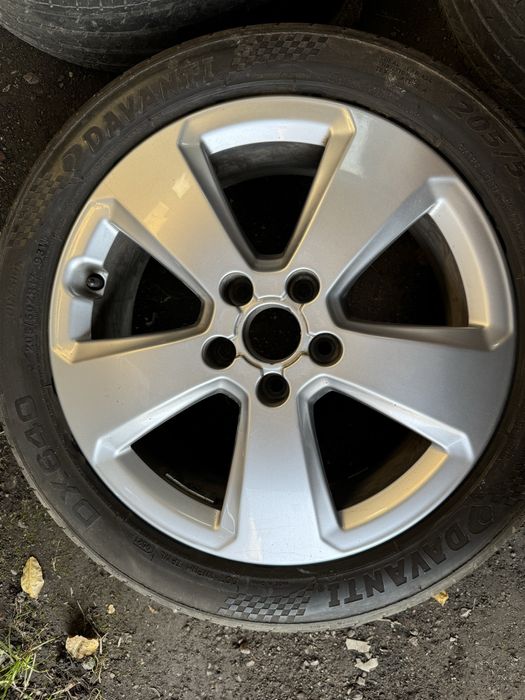 Felgi aluminiowe 17” nowe, oryginalne audi oraz komplet opon zimowych